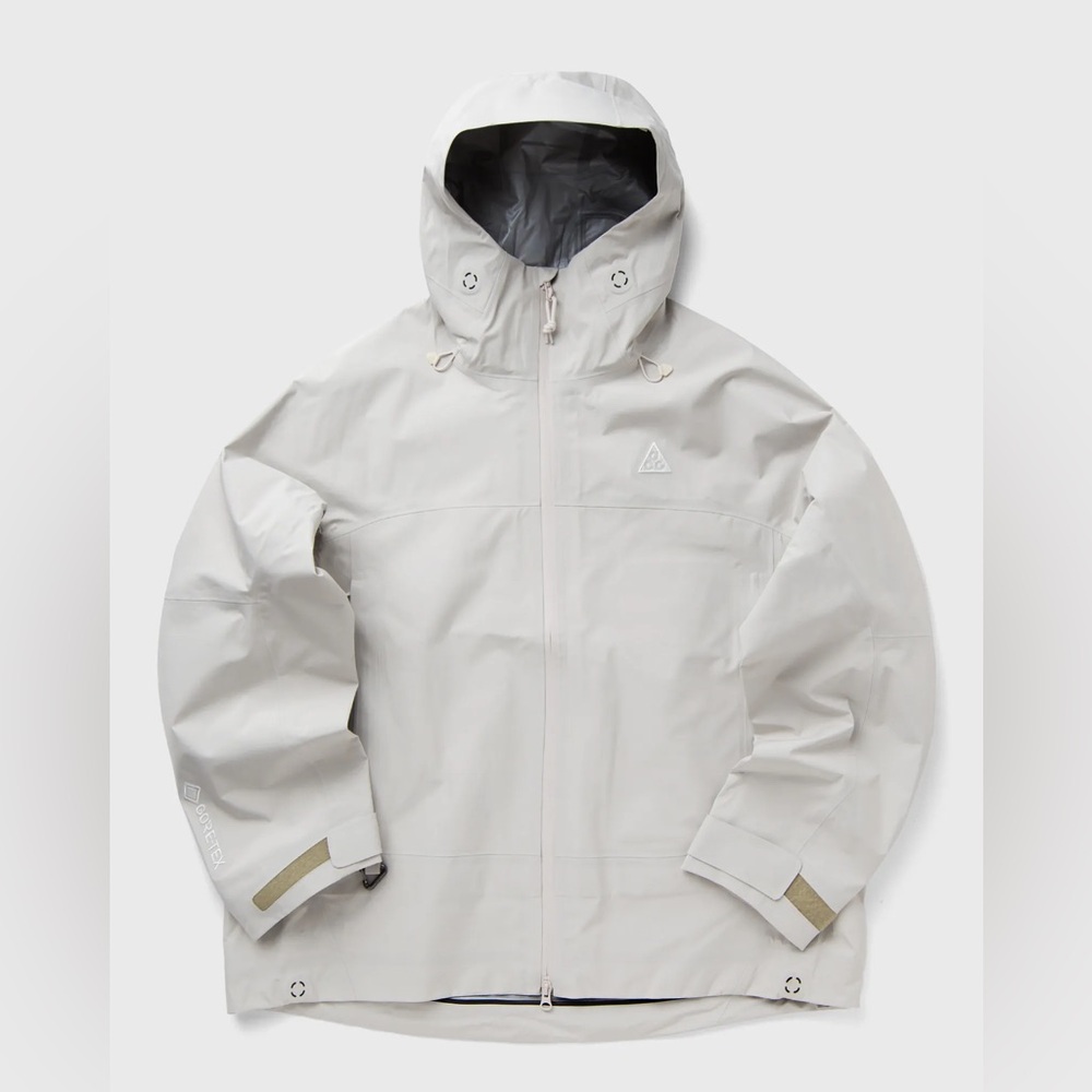 Nike ACG ‘Misery Ridge’ STORM-FIT ADV GORE-TEX Jacket FV8641-104